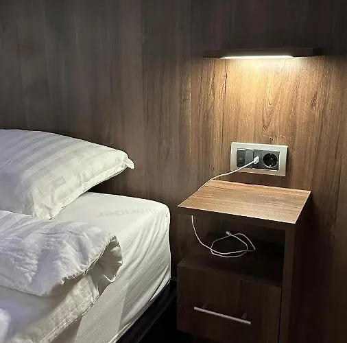 アパート Arena-usce *