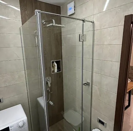 アパート Arena-usce