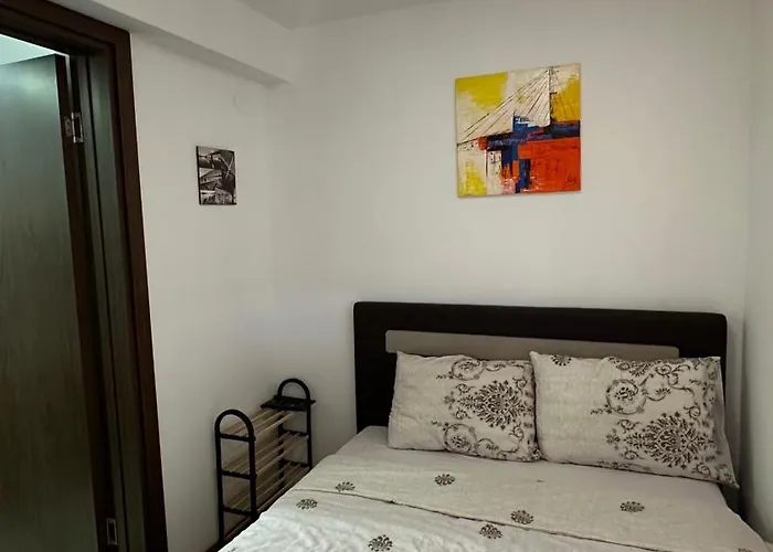 アパート Arena-usce